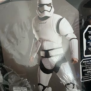 Men’s XL Stormtrooper costume